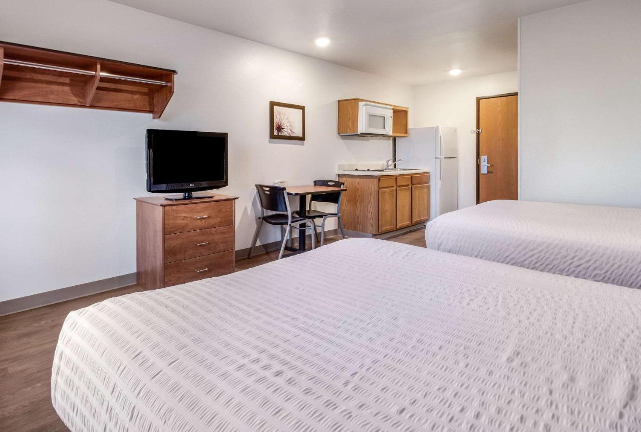 Woodspring Suites Houston Baytown Exteriör bild